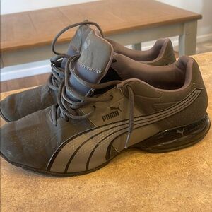 Puma Gray Sneakers with Suede Texture and Shock-Absorbing Heel